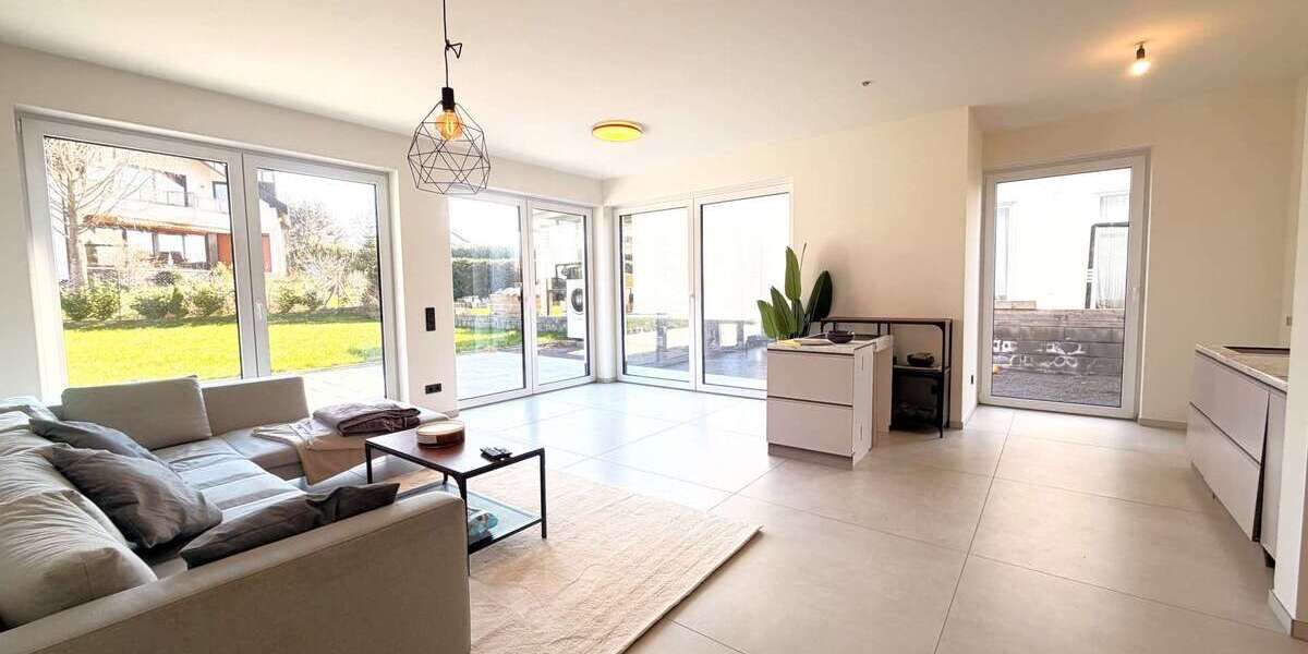 Etagenwohnung Neuwied Block - 4 Zimmer, 120 m&sup2;, 439.000&euro; | Angebot:25573625