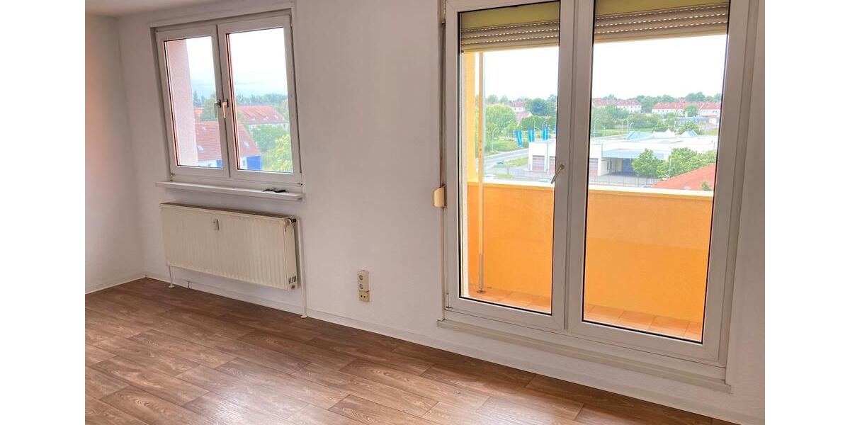 Etagenwohnung Bitterfeld-Wolfen Wolfen - 3 Zimmer, 57 m&sup2;, 342&euro; | Angebot:26645802
