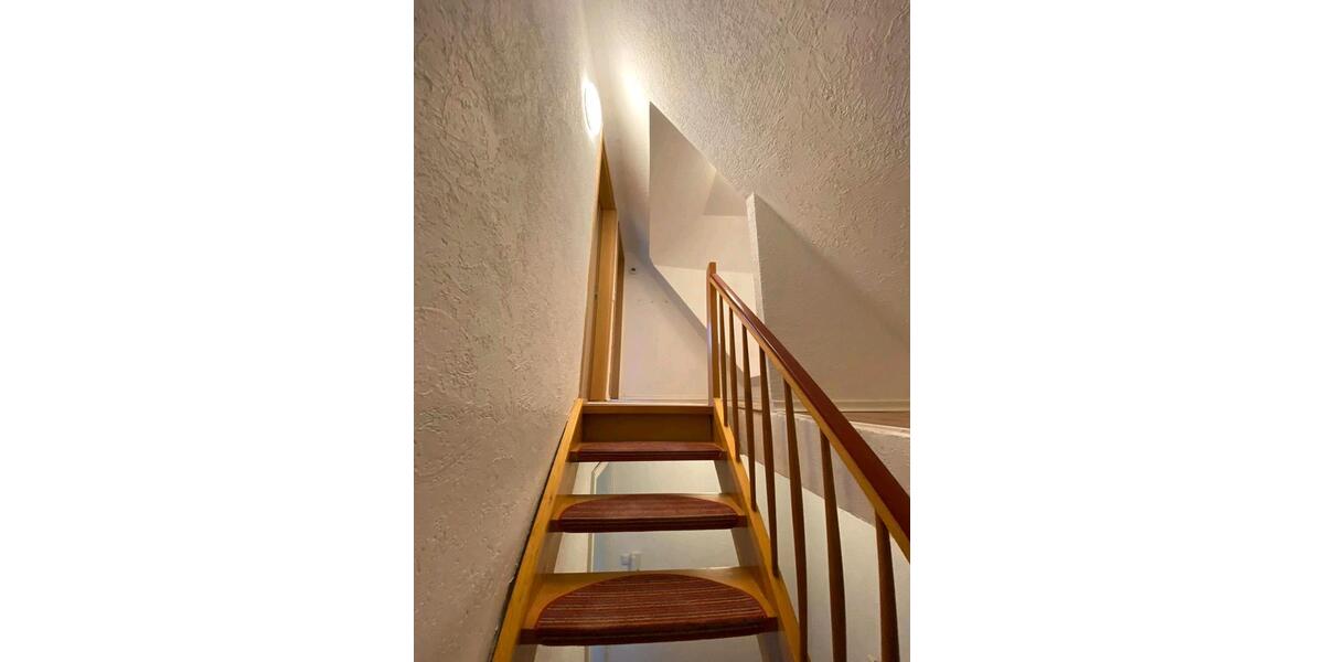 Reihenhaus Hemmingen - 4 Zimmer, 90 m&sup2;, 1.000&euro; | Angebot:24945238