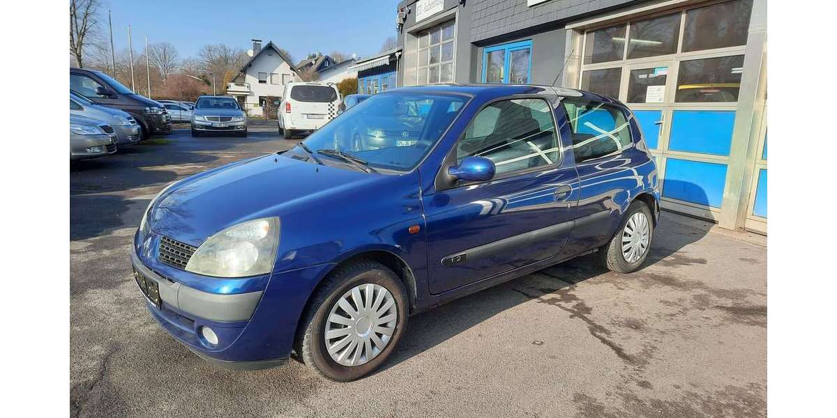 Renault Clio 108.000 km 2.300 &euro; Nümbrecht 51588