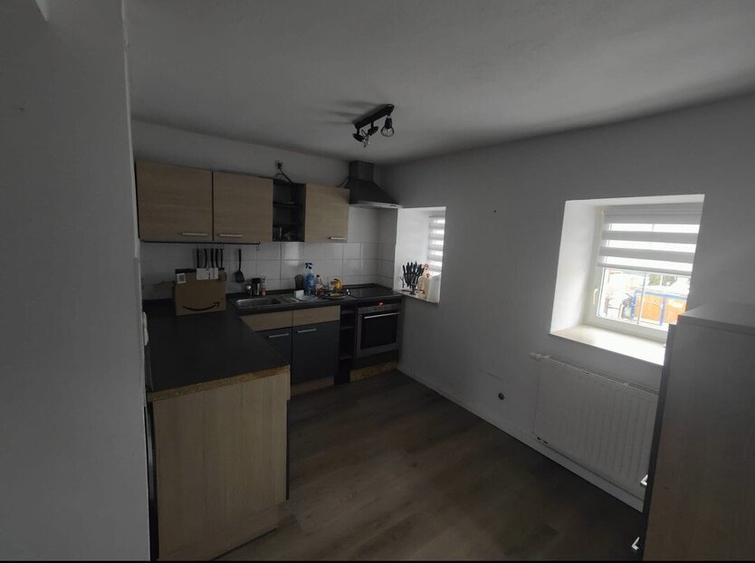 Wettin-Löbejün-Rothenburg, MFH + angrenzendem Reihenendhaus 16 zimmer