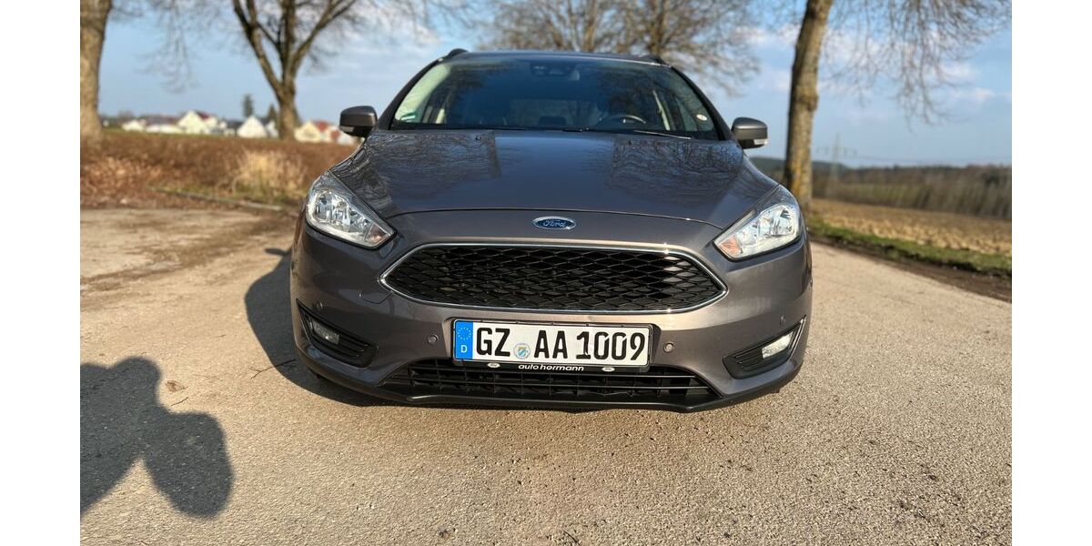 Ford Focus 77.400 km 7.300 &euro; Freihalden 89343