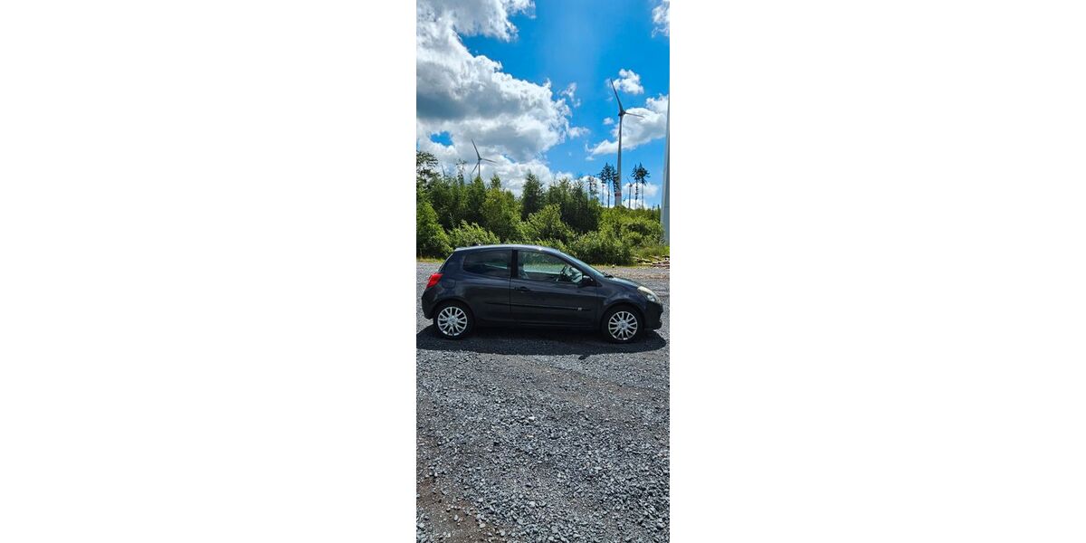 Renault Clio 175.000 km 2.890 &euro; Hattert 57644