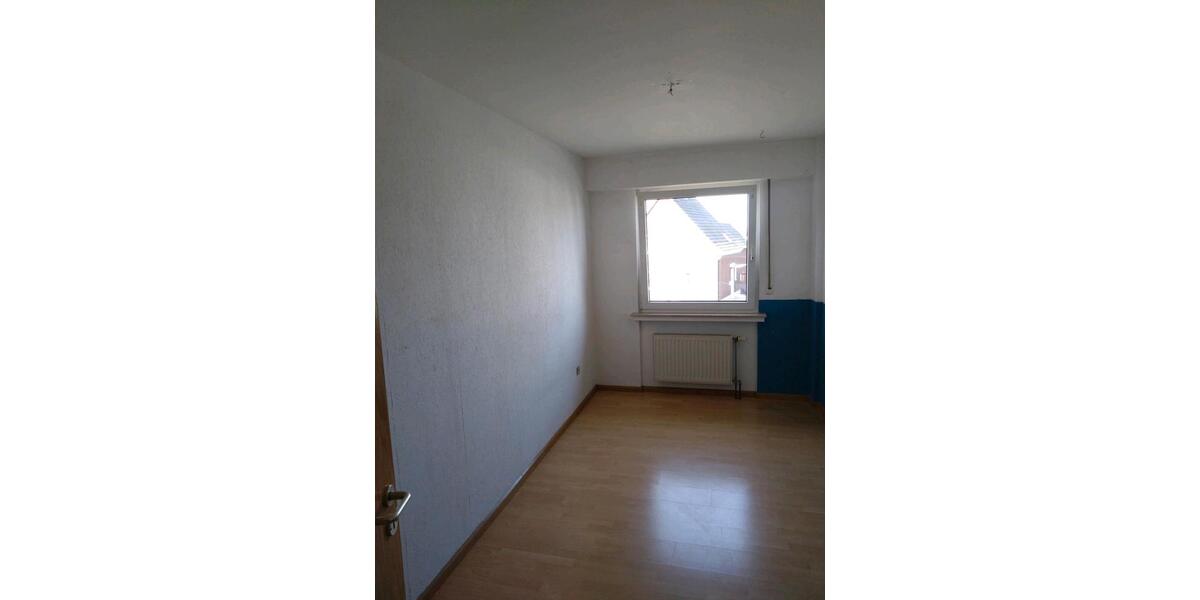 Etagenwohnung Wickede (Ruhr) - 4 Zimmer, 105 m&sup2;, 750&euro; | Angebot:25417013