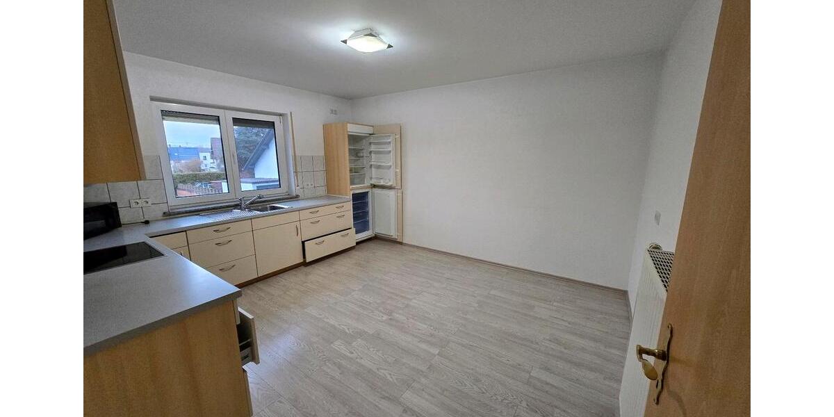 Wohnung zur Miete 105 qm, Kamin, Balkon 5 zimmer