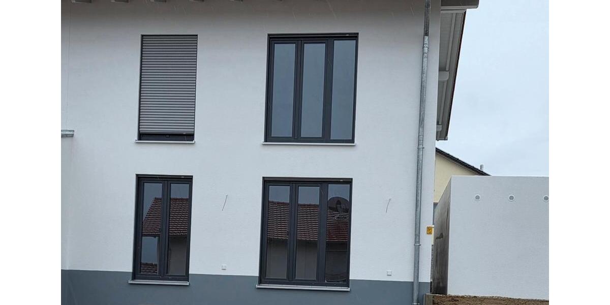 Doppelhaushälfte Simbach - 5 Zimmer, 157 m&sup2;, 1.300&euro; | Angebot:26634668