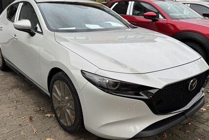 Mazda 3 4.576 km 26.950 &euro; Bad Oldesloe 23843