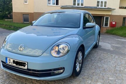 VW Beetle 82.000 km 8.999 &euro; Berlin 12057