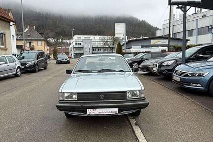 VW Santana 66.000 km 4.450 &euro; Geislingen An Der Steige 73312