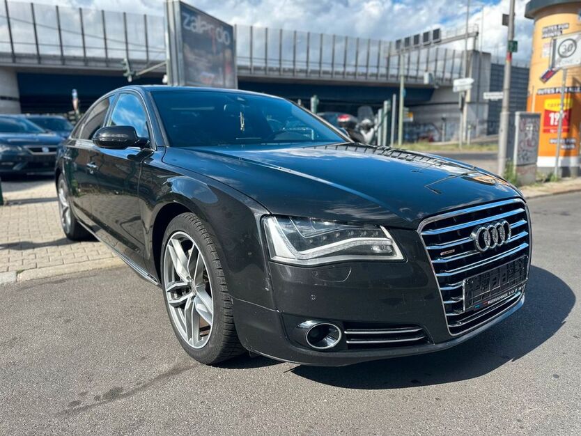 Audi A8 211.000 km 16.900 € Berlin 12359