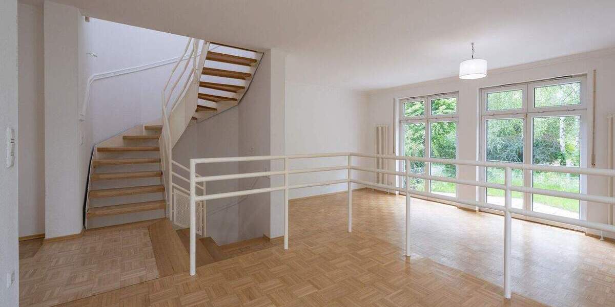 Wunderschön gelegene Reihenendhaus mit 179m² Wohn-Nutzfläche. Ohne Käuferprovision 4 zimmer