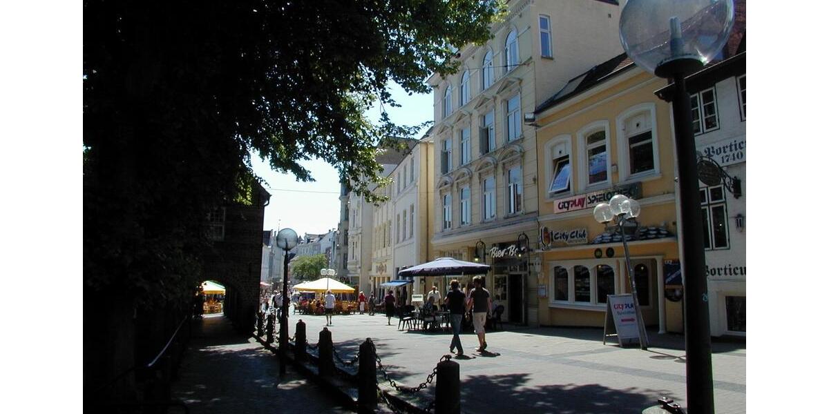 Etagenwohnung Flensburg - 3 Zimmer, 96 m&sup2;, 960&euro; | Angebot:26505731