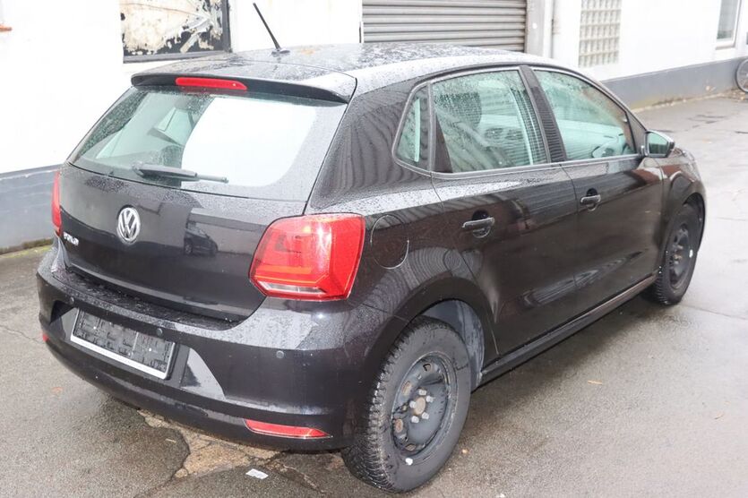VW Polo 124.174 km 5.600 € Hamburg 22761