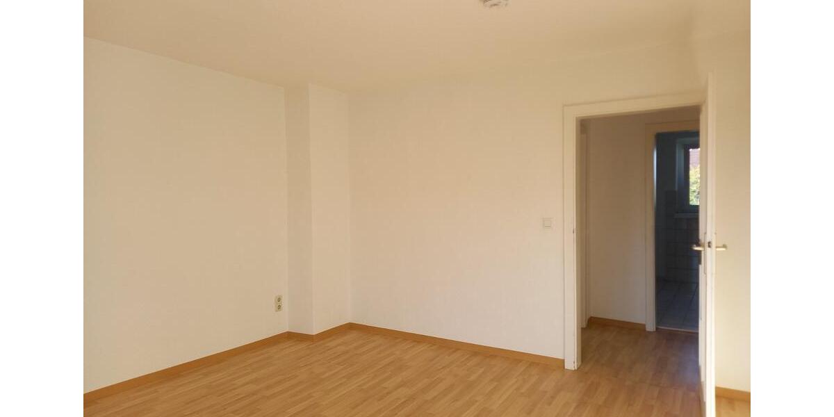 RESERVIERT! Lichtdurchflutete, sehr gepflegte 3-Zimmer-Wohnung sin Krauschwitz 3 zimmer