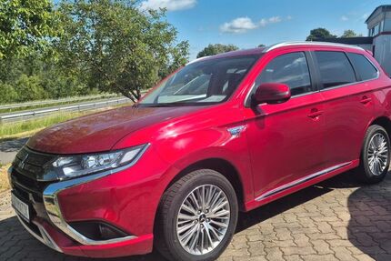 Mitsubishi Outlander 58.100 km 19.990 &euro; Großheirath-OT Rossach 96269