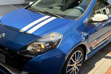 Renault Clio 133.648 km 14.200 &euro; Dortmund 44388