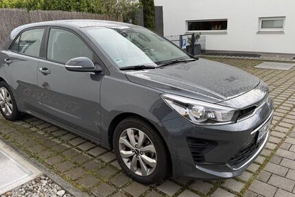 Kia Rio 33.000 km 15.000 &euro; Bad Aibling 83043