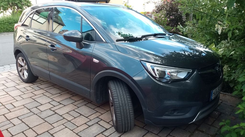 Opel Crossland (X) 82.000 km 8.990 &euro; Hof 95032