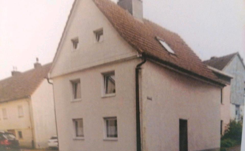 Doppelhaushälfte Halver - 5.5 Zimmer, 120 m&sup2;, 165.000&euro; | Angebot:26337556