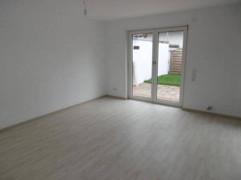 Familienfreundliches umfangfreich modernisiertes REH in guter Lage