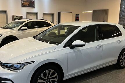 VW Golf 147.537 km 16.485 &euro; Volkmarsen 34471