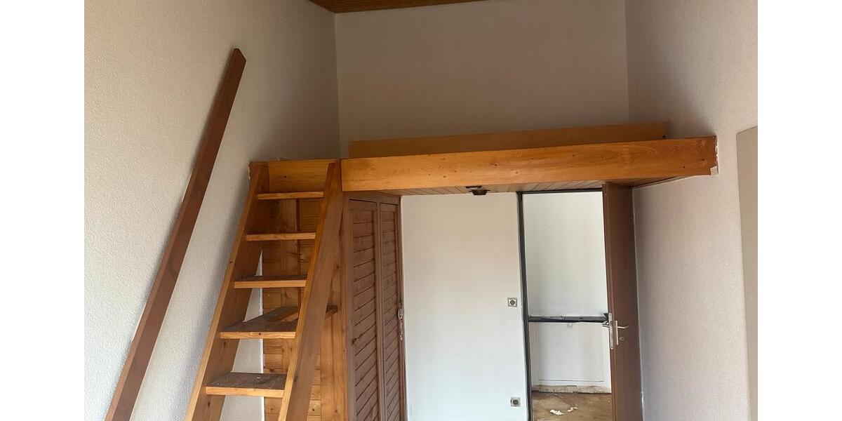 Reihenhaus Laatzen - 5 Zimmer, 127 m&sup2;, 1.900&euro; | Angebot:25082174