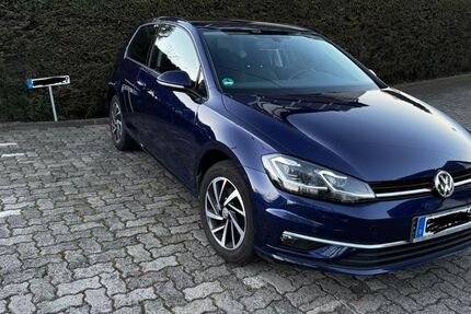 VW Golf 127.000 km 13.899 &euro; Nümbrecht 51588