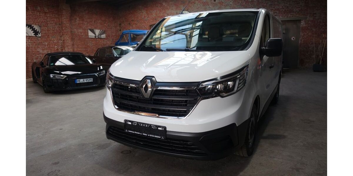 Renault Trafic 30.148 km 23.480 &euro; Hilden 40721