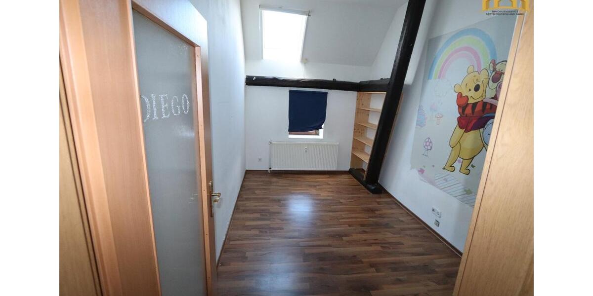 Etagenwohnung Hettstedt - 4 Zimmer, 87 m&sup2;, 479&euro; | Angebot:26659425