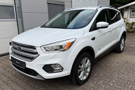 Ford Kuga 145.000 km 11.999 &euro; Schorndorf 73614