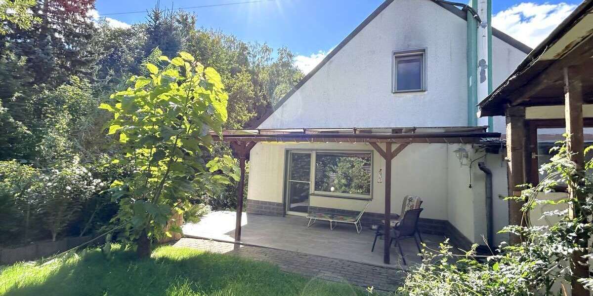 Einfamilienhaus Meerane - 12 Zimmer, 342 m&sup2;, 289.000&euro; | Angebot:22413146