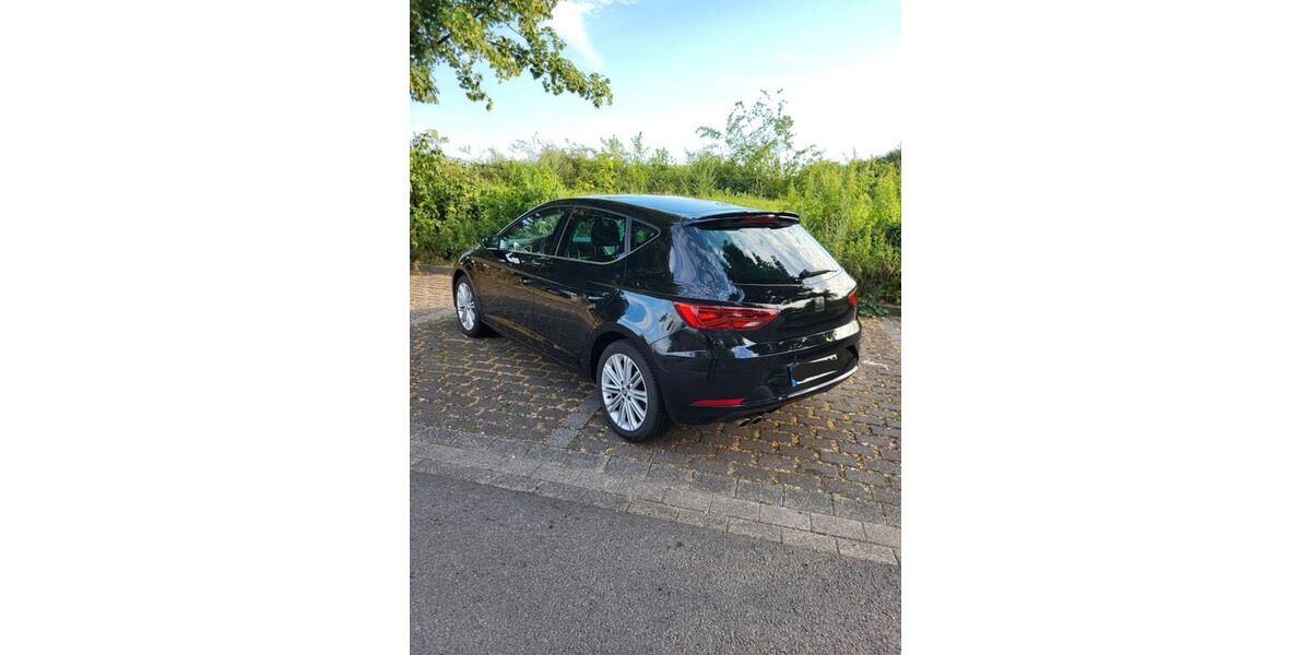 Seat Leon 117.358 km 14.000 &euro; Hennef 53773