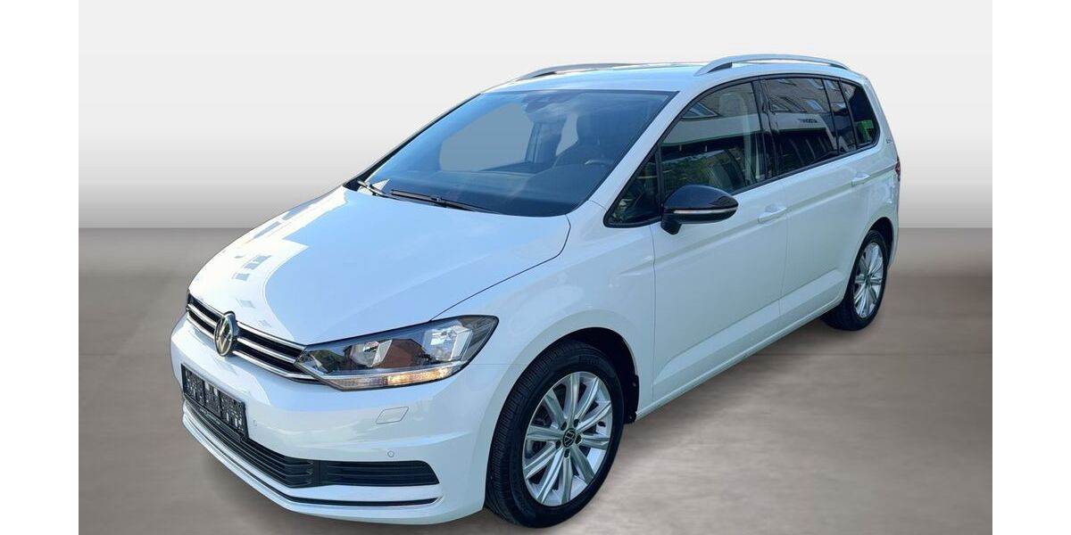 VW Touran 17.141 km 33.980 &euro; Frankfurt am Main 60528