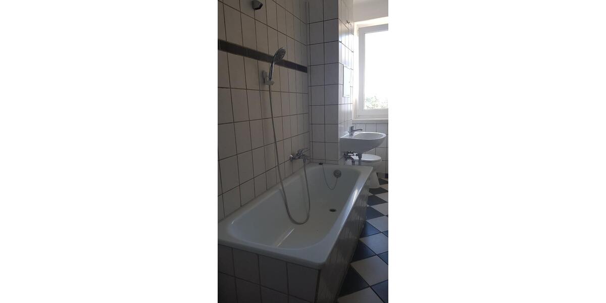Etagenwohnung Bad Kleinen - 2 Zimmer, 51 m&sup2;, 404&euro; | Angebot:25646292