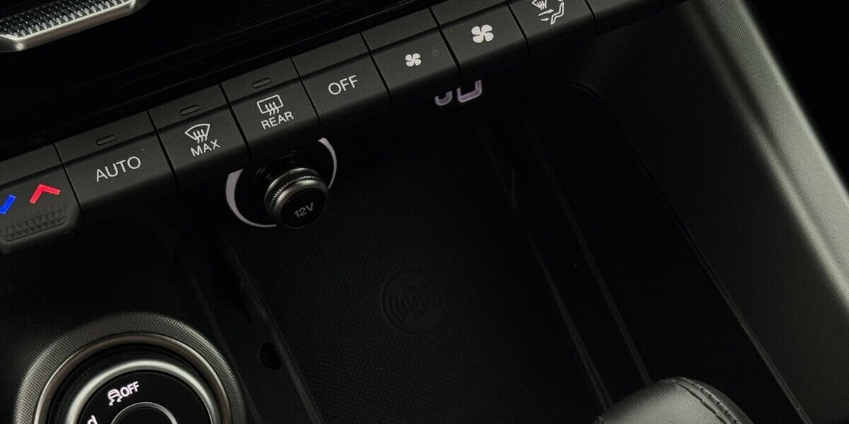 Alfa Romeo Tonale 1.6 VGT-D Sprint ACC Sitzheizung 12.000 km 23.285 &euro; Lich 35423