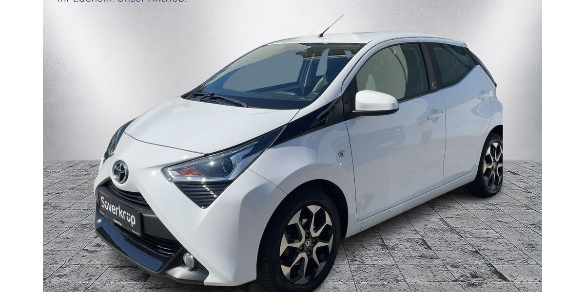 Toyota Aygo (X) 22.150 km 15.490 &euro; Kiel 24118