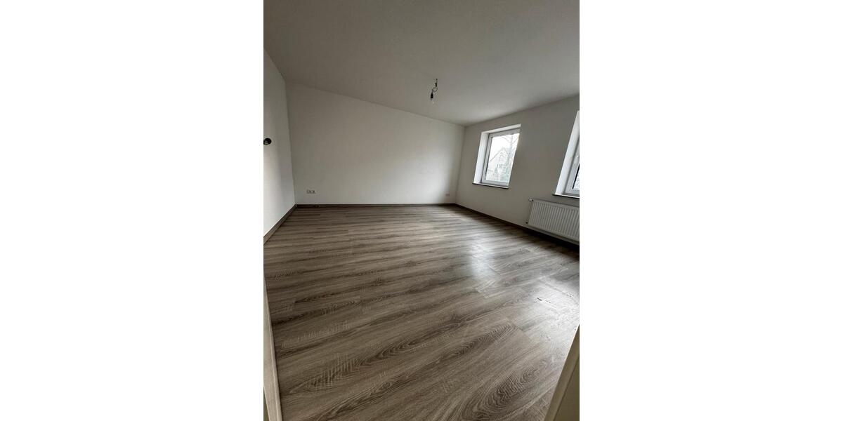 Etagenwohnung Laupheim - 3.5 Zimmer, 90 m&sup2;, 1.150&euro; | Angebot:25512999