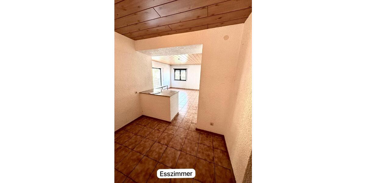 Erdgeschoßwohnung Saarbrücken West - 4 Zimmer, 80 m&sup2;, 825&euro; | Angebot:26407085