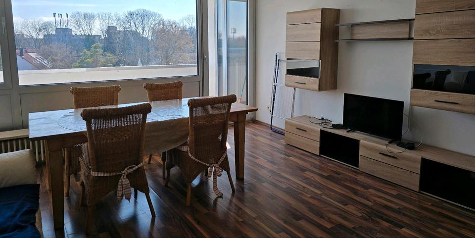 Etagenwohnung Eching - 3 Zimmer, 100 m&sup2;, 3.531&euro; | Angebot:25857748