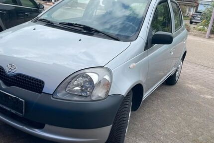 Toyota Yaris 68.000 km 2.500 &euro; trulben 66956