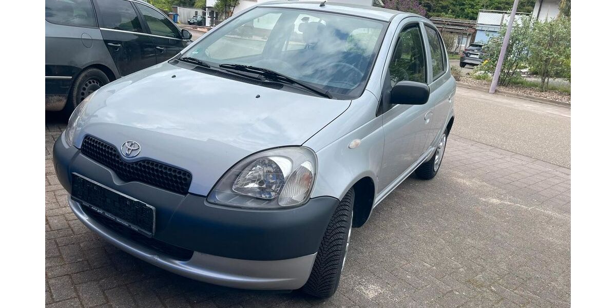 Toyota Yaris 68.000 km 2.500 &euro; trulben 66956
