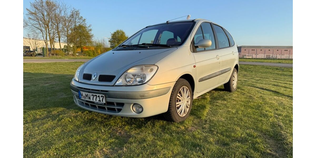 Renault Scenic 96.980 km 1.390 &euro; Pattensen 30982