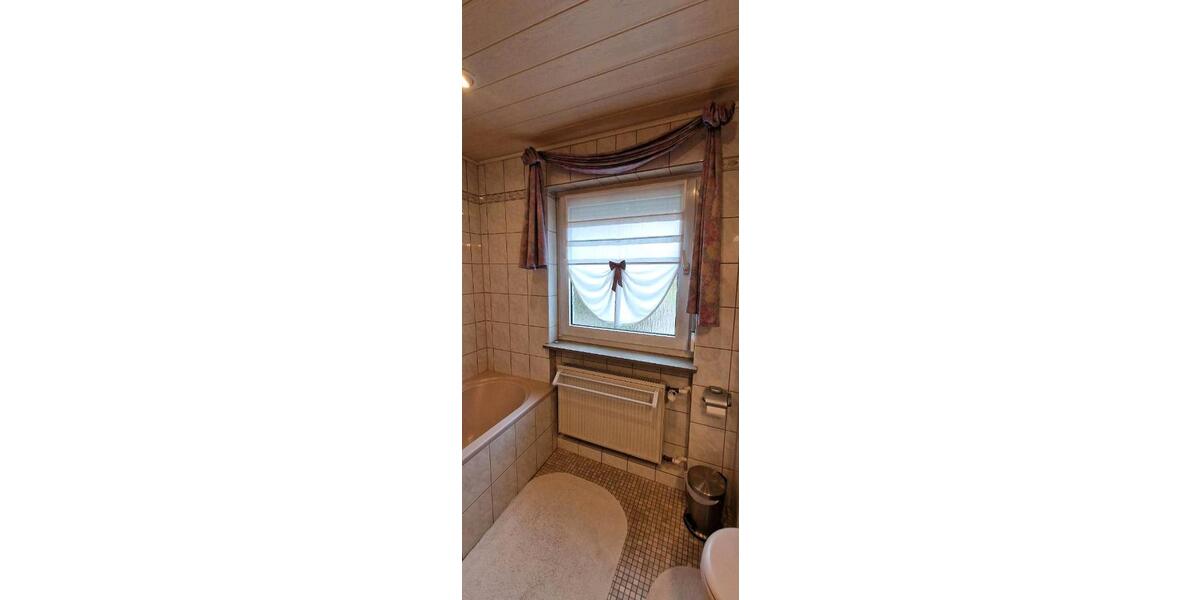 Reihenhaus Feuchtwangen - 5 Zimmer, 120 m&sup2;, 325.000&euro; | Angebot:26214106