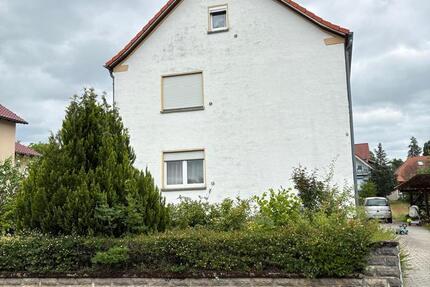Haus Breitengüßbach - 4 Zimmer, 120 m&sup2;, 380.000&euro; | Angebot:27030510