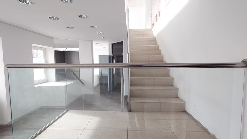 Gewerbeobjekt Pirmasens - 2.100&euro; | Angebot:23300040