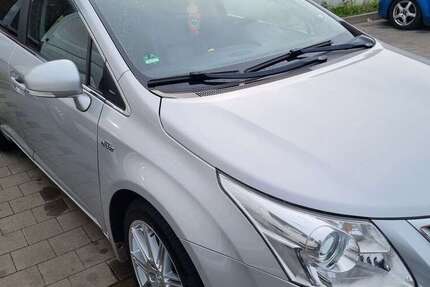 Toyota Avensis 218.000 km 5.750 &euro; Wörth a.Main 63939