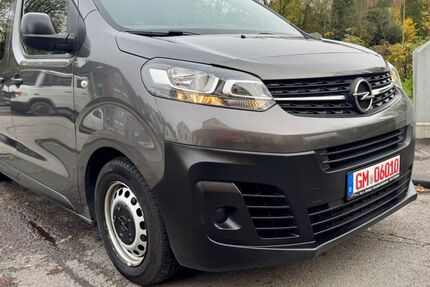 Opel Vivaro 138.000 km 18.899 € Engelskirchen 51766