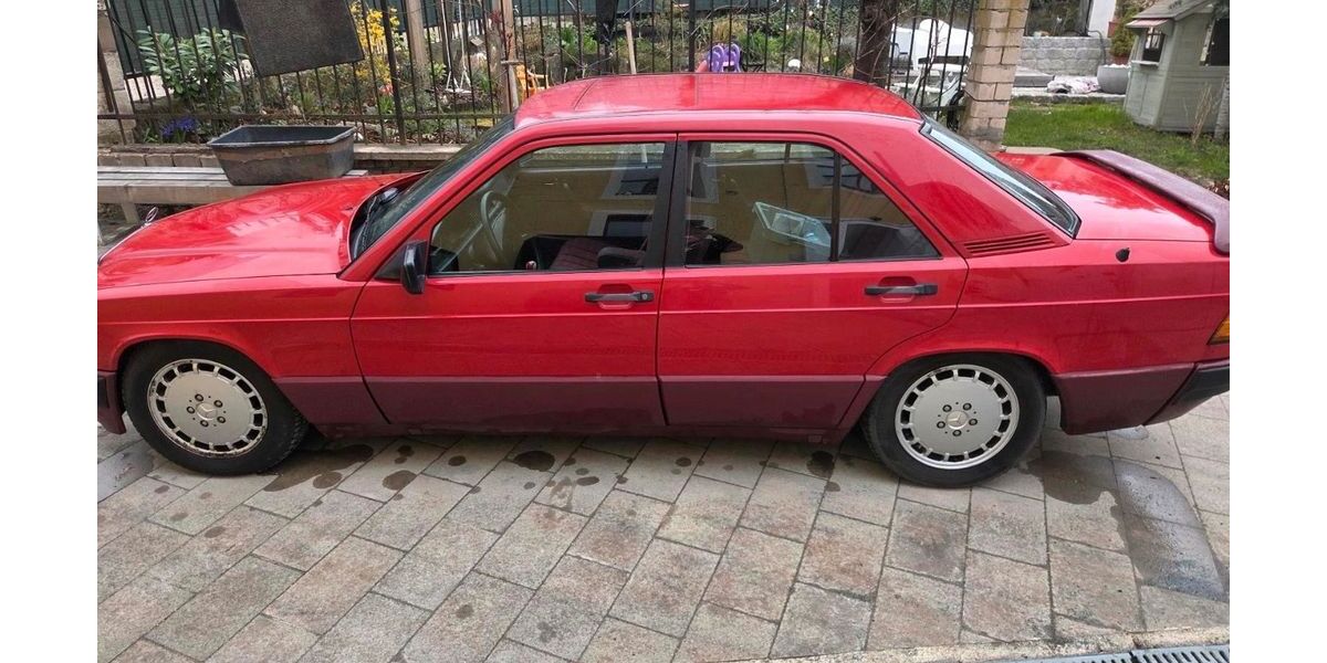 Mercedes-Benz 190 268.274 km 3.999 &euro; Adelsdorf 91325