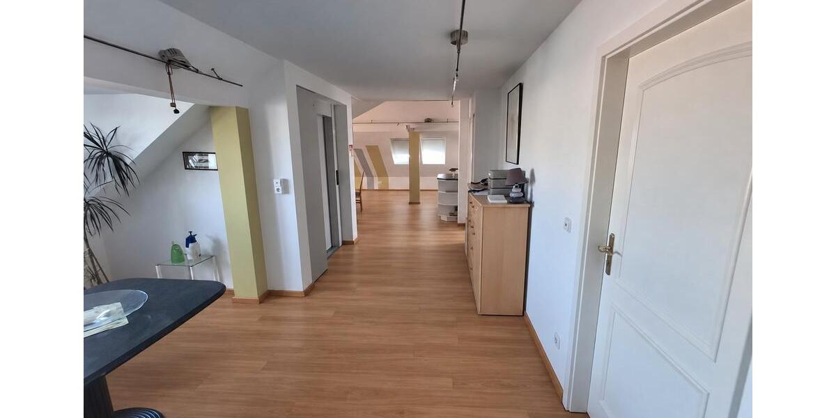 Einfamilienhaus Freiberg - 2 Zimmer, 90 m&sup2;, 1.074&euro; | Angebot:27540979