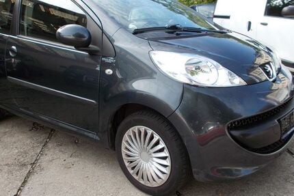 Peugeot 107 139.820 km 1.990 &euro; Leipzig 04229